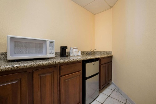 Best Western Grand Victorian Inn image 21